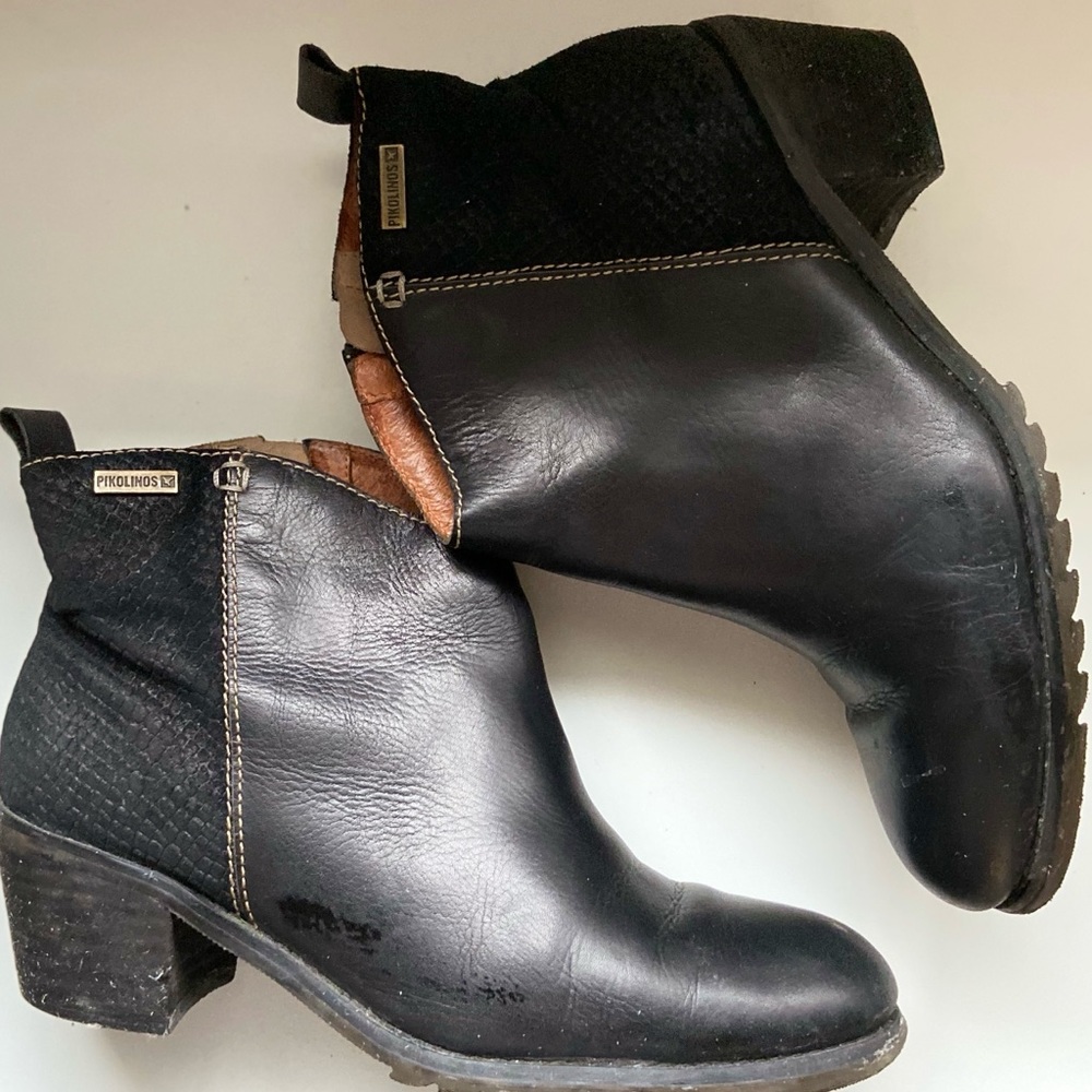 {Piccadilly} Booties